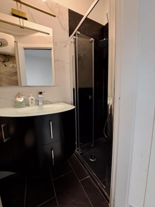 Appartement Margherita A 50 Mt Dal Mare Fronte Aria Condizionata Wi-fi Rapallo